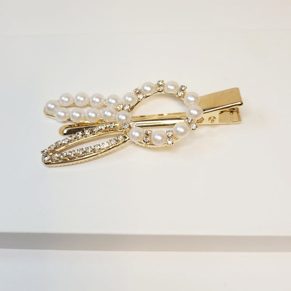 Pearl & Rhinestone Rabbit Ears Hair Clip