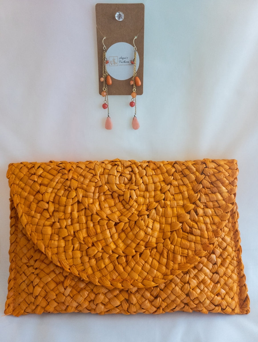 Medium Straw Clutch, Solid color: Orange